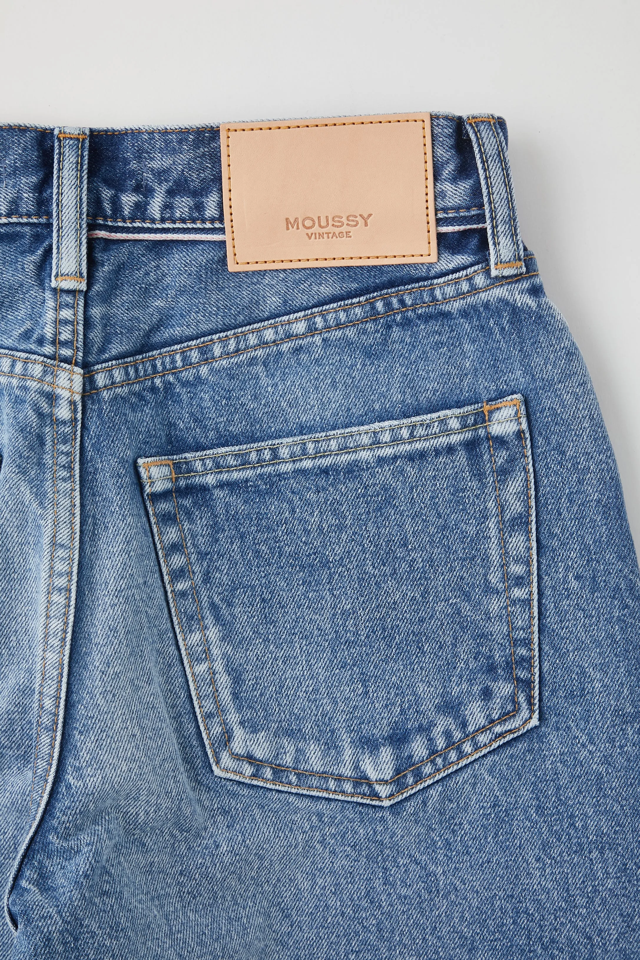 Moussy - Trenton Wide Straight in Light Blue